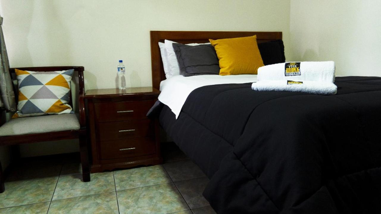 The Bronx Hotel Latacunga Habitación foto